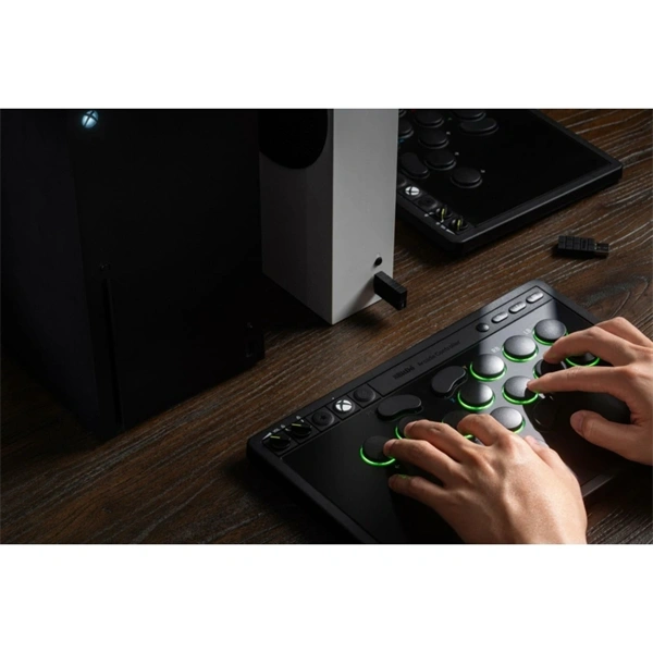 8BitDo Arcade Stick All-Button Xbox Series X|S / Xbox One / PC vezeték nélküli kontroller Fekete
