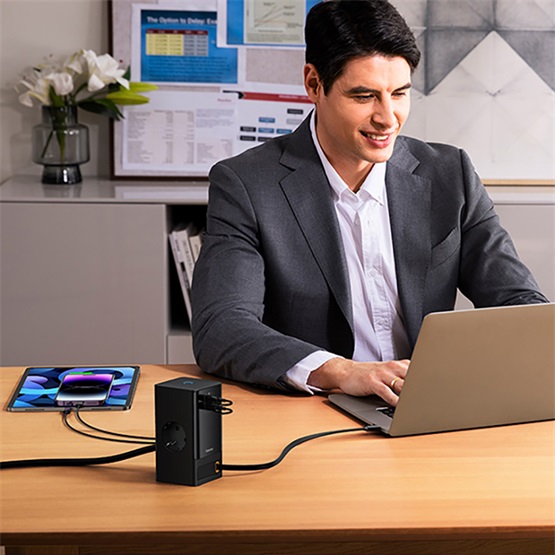 Baseus PowerCombo töltőállomás 65W 2×CEE 7/3 +1×USB Type-A + 1×USB Type-C + USB Type-C kábel Fekete