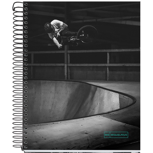 Miquelrius Skate Park A5 4x35 lap vonalas spirálfüzet Miquelrius Skate Park A5 4x35 lap vonalas spirálfüzet