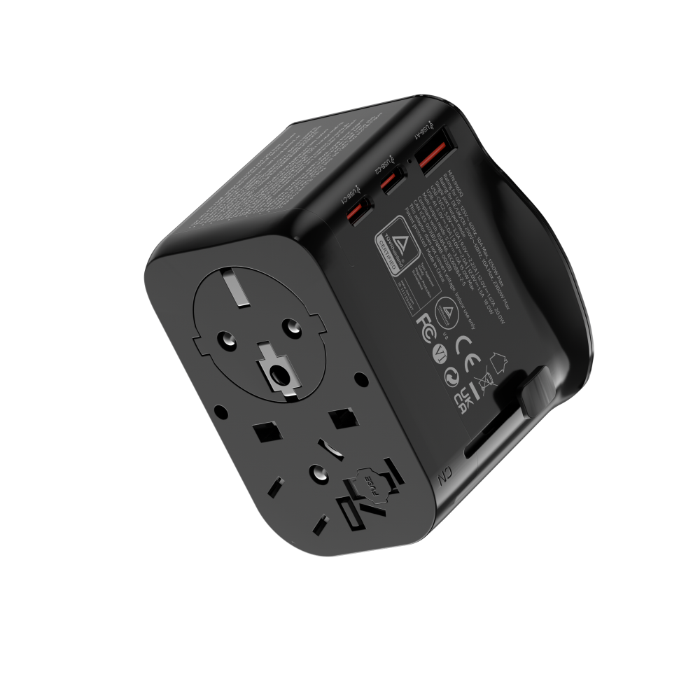 Utazó adapter 20W, 2 USB-C, 1 USB-A UK/CN/EU standard, Fekete
