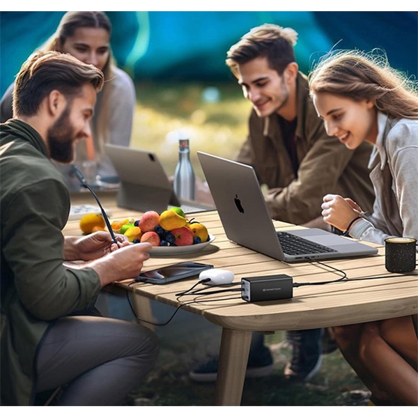Conceptronic  OZUL06BE 4x USB-C+2x USB-A  200W telefon töltő adapter Fekete 