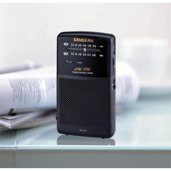Sangean SR-35 hordozható analóg AM/FM zsebrádió Sangean SR-35 hordozható analóg AM/FM zsebrádió