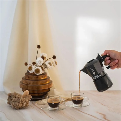 Bialetti 9071 BRIKKA NOIR EXCLUSIVE 2 személyes kotyogós kávéfőző Fekete Bialetti 9071 BRIKKA NOIR EXCLUSIVE 2 személyes kotyogós kávéfőző Fekete