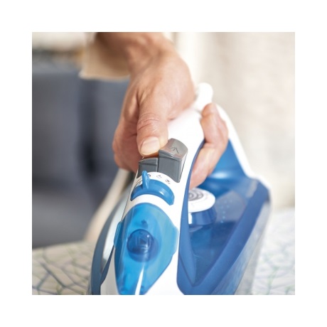 Black and Decker BXIR2200E Gőzölős vasaló