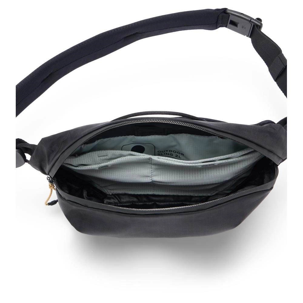 PEAK DESIGN Outdoor Sling 2L Fekete