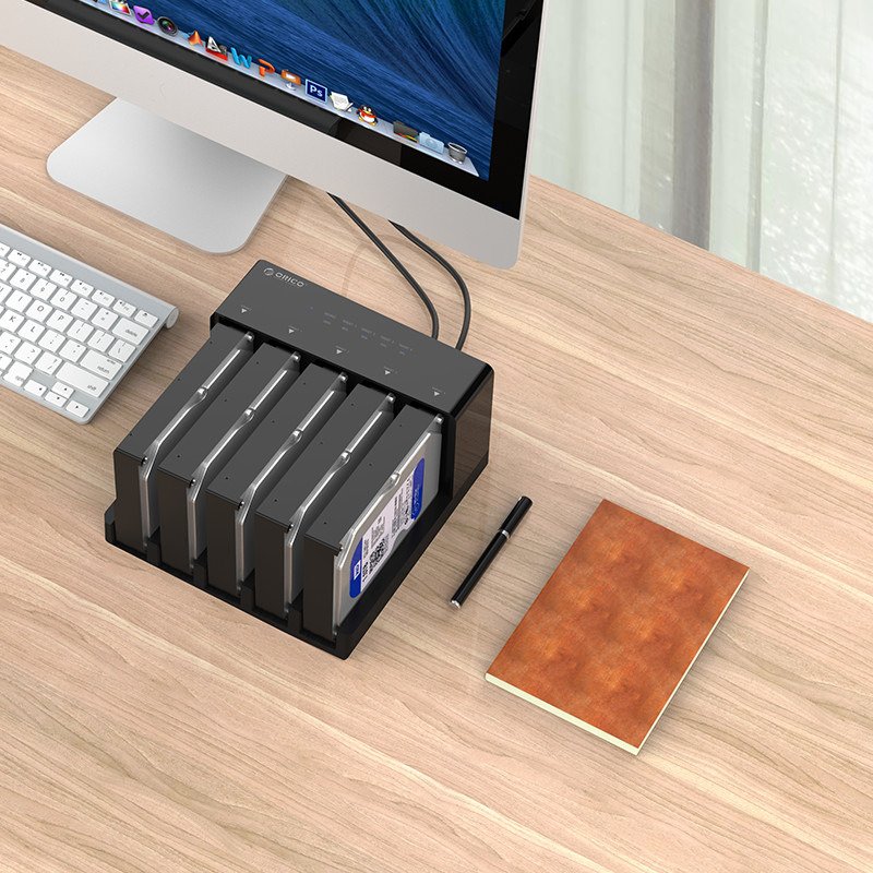 Orico 5x SATA 3.5 / 2.5 dokkoló állomás