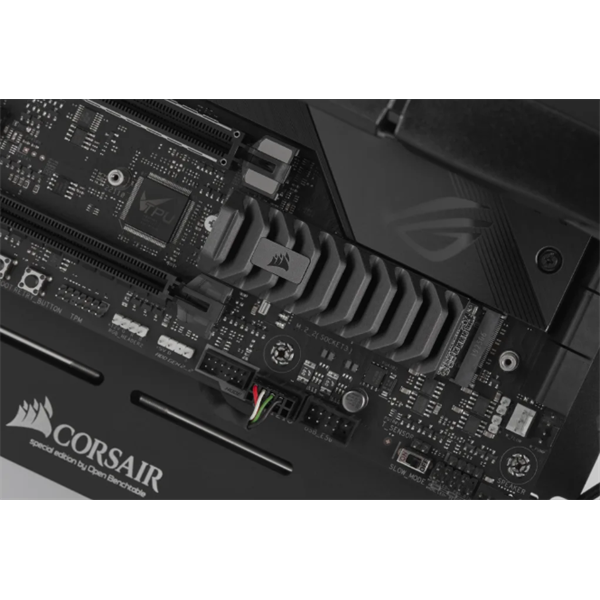 Corsair 4TB M.2 2280 PCIe NVMe MP600 Pro XT SSD