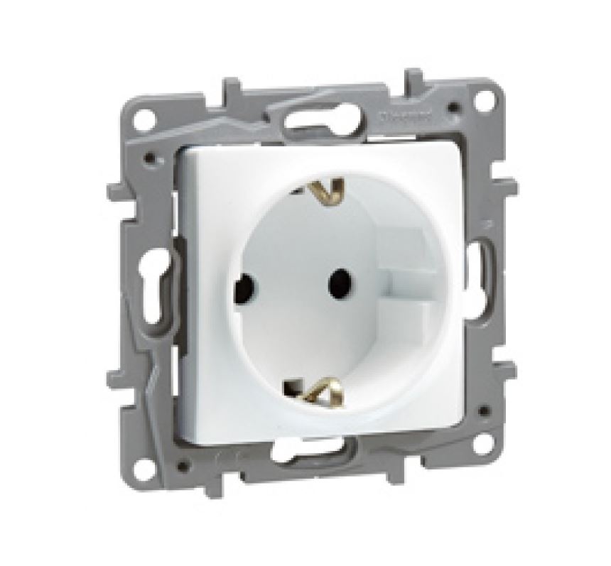 Legrand Niloé 2P+F csatlakozaljzat gyerekvédelemmel fehér (764529)