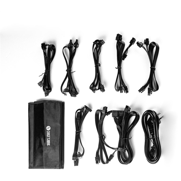 Chieftec PowerUp 650W tápegység (GPX-650FC)
