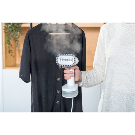 Black and Decker BXGS1600E Kézi ruhagőzölő