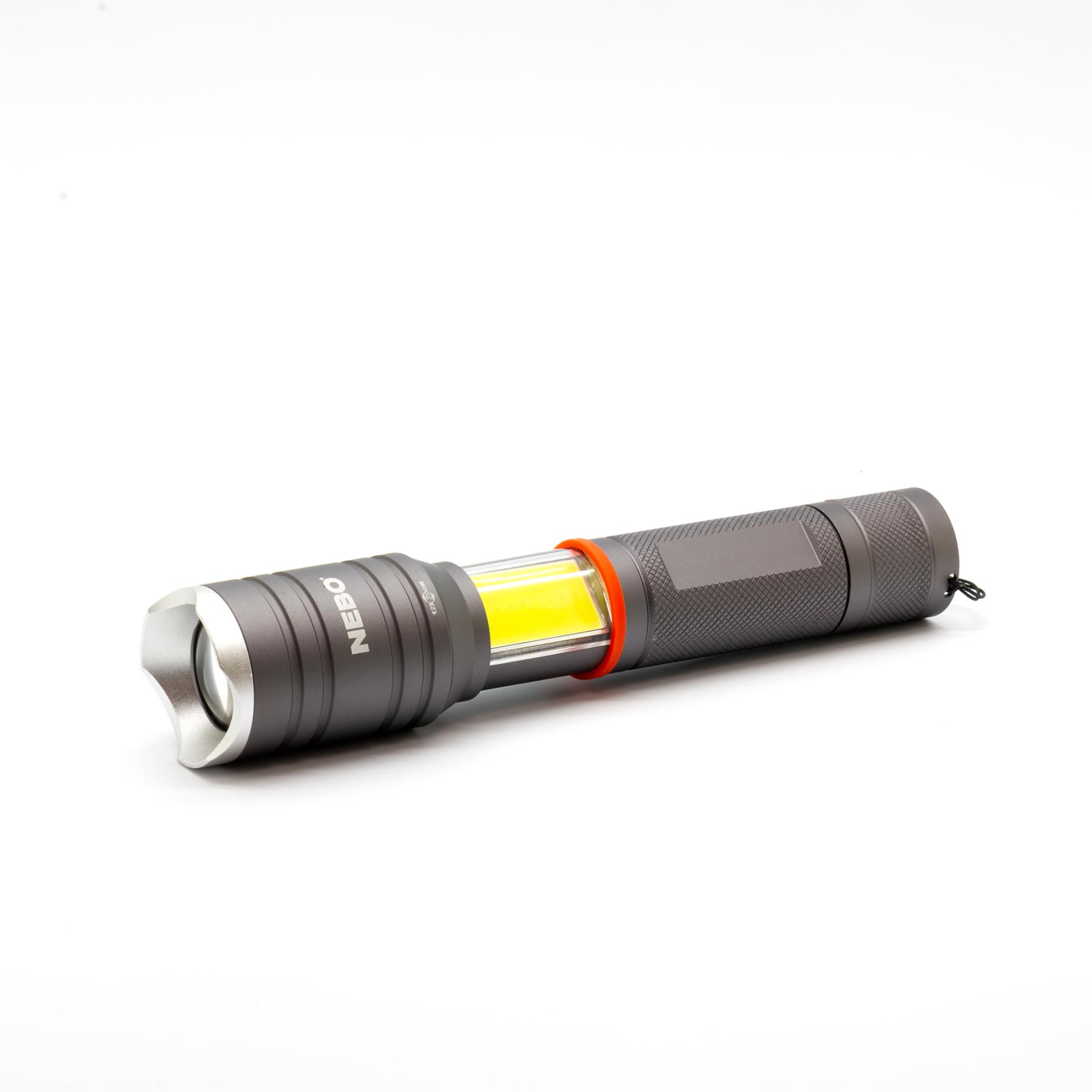 Nebo TAC SLYDE zseblámpa, 300 lumen, zoom, alumínium burkolat, IPX4, 5 féle üzemmód, elemes működés (NEB-6746-G)