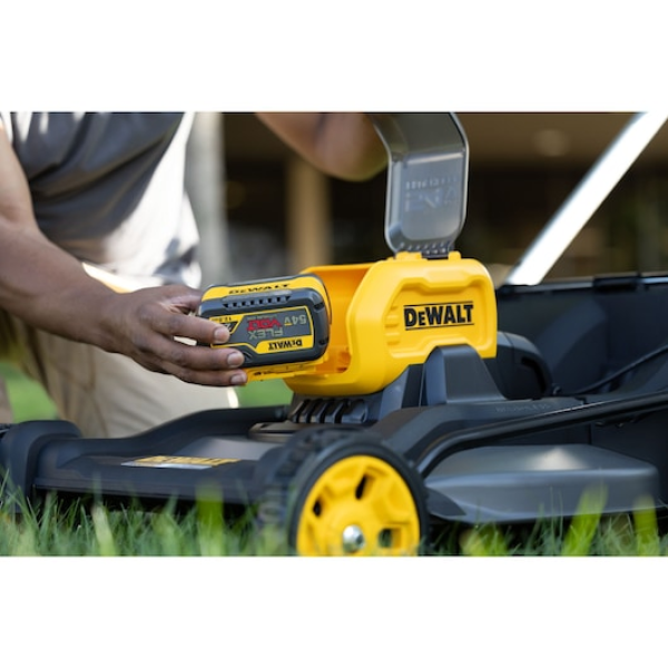DEWALT   54V XR FLEXVOLT 53cm  kettős késrendszer akku nélkül Önjáró fűnyíró