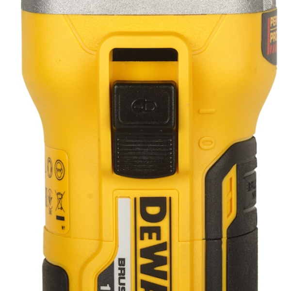 DEWALT 18V XR  125mm  kefe nélküli Sarokcsiszoló