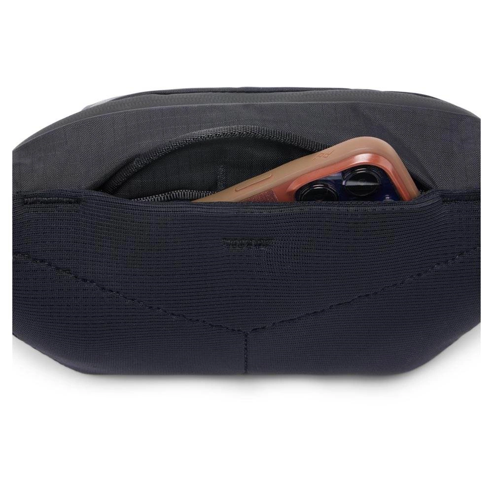 PEAK DESIGN Outdoor Sling 2L Fekete