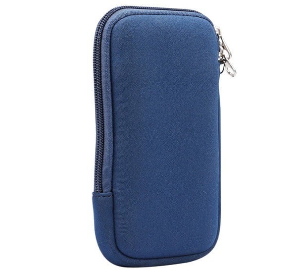 Tok álló, textil (ütésálló belső, cipzáras, univerzális, 4.7-5.4" méret + nyakpánt) SÖTÉTKÉK [Apple iPhone SE 3 (2022)]