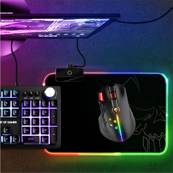 Spirit Of Gamer XPERT-M600 vezeték nélküli optikai Gaming egér fekete (S-XM600RF)