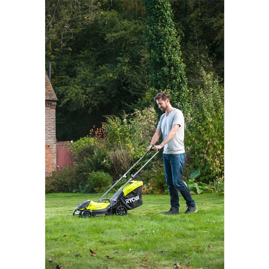 Ryobi  OLM1833B 18V One Plus™ 33 cm vágási szélességgel akkumulátor és töltő nélkül  fűnyíró 