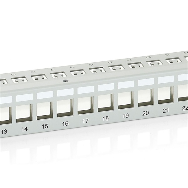 Equip  767124 24 port Cat6  1U  árnyékolt Keystone Patch Panel Szürke