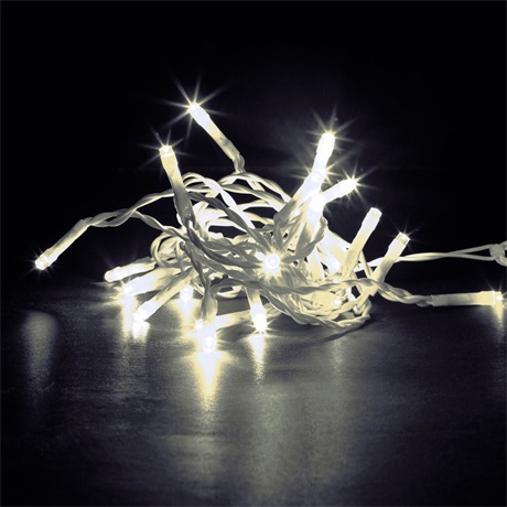 Family Decor 58901C LED FÉNYFÜGGÖNY 4,2 M KÖZÉPFEHÉR