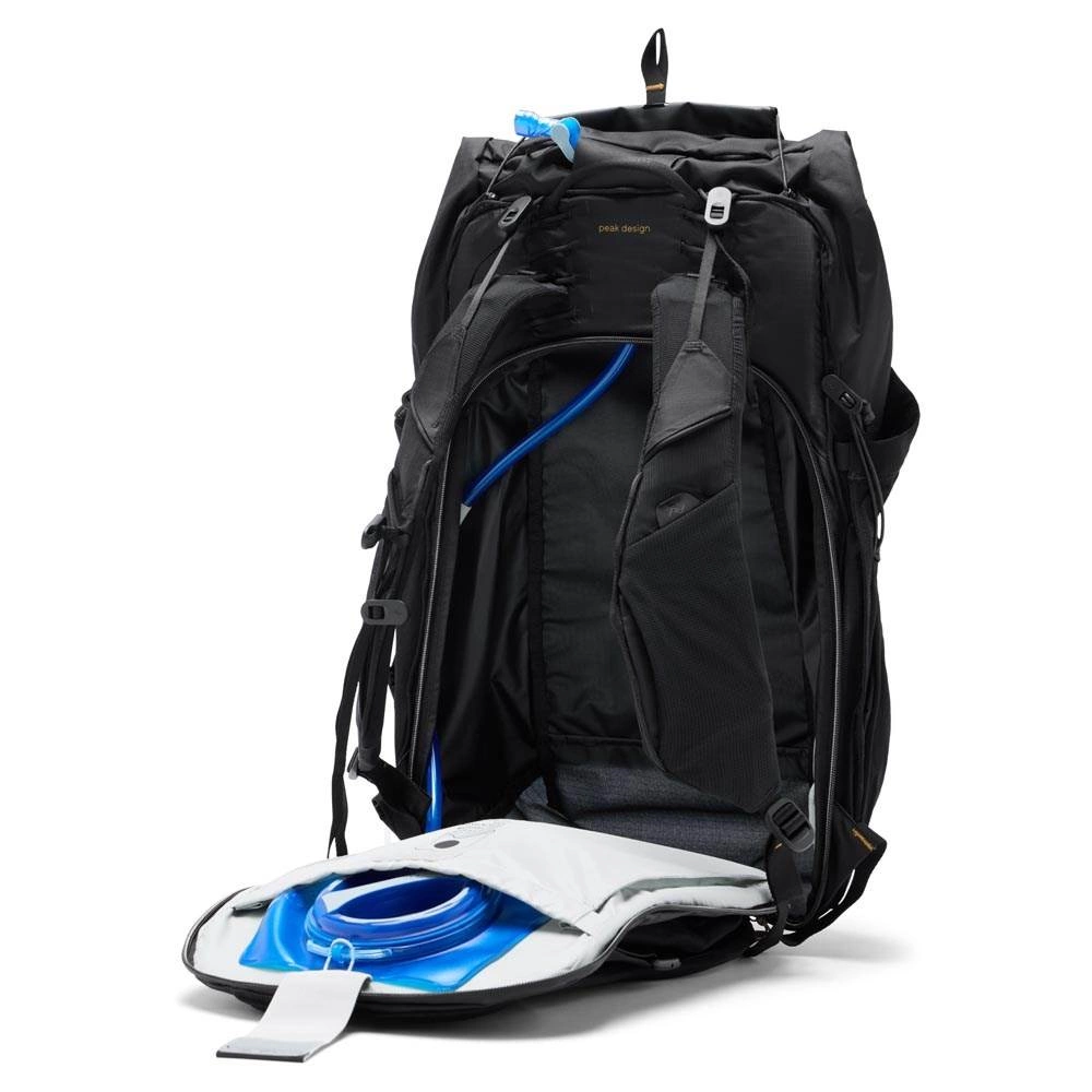 PEAK DESIGN Outdoor Backpack 45L Fekete