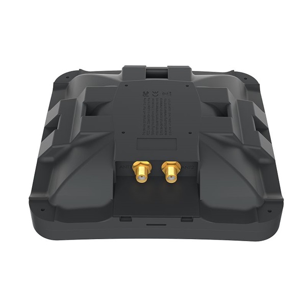 MikroTik mANT LTE 5o antenna 5 dBi (MTAO-LTE-5D-SQ) MikroTik mANT LTE 5o antenna 5 dBi (MTAO-LTE-5D-SQ)