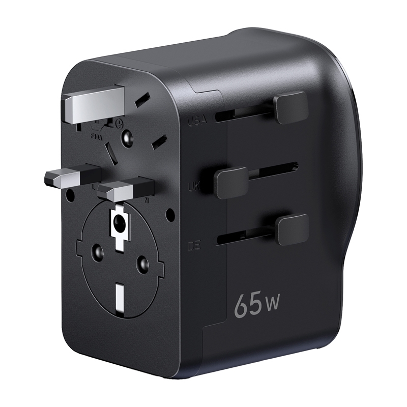 Ugreen S550 65W  2x USB-C  1x USB-A univerzális utazási adapter / hálózati töltő