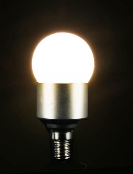Techlight 3448 E14 3W 85V - 265V Gömb LED fényforrás meleg fehér /73702/ 40 W-os hagyományos izzó 