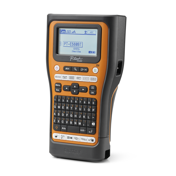 BROTHER Címkéző PT-E560BTSP QWERTY billentyűzet TZe szalag: 3,5-24mm tölthető akku hordtáska TZE szalag készlet BROTHER Címkéző PT-E560BTSP QWERTY billentyűzet TZe szalag: 3,5-24mm tölthető akku hordtáska TZE szalag készlet