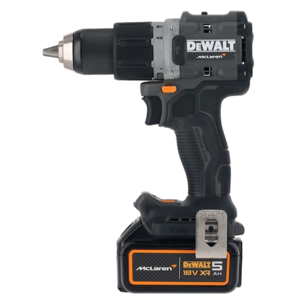 DEWALT   McLaren F1 Team 18V XR 2x5Ah Ütvefúró-csavarozó