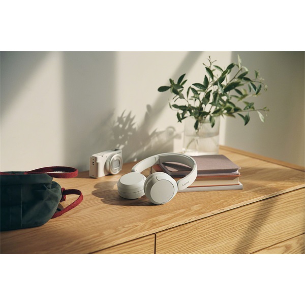 Sony WH-CH520 Bluetooth fejhallgató fehér (WHCH520W.CE7)
