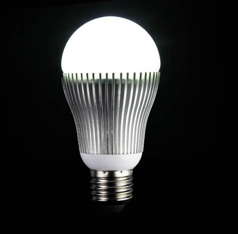 Techlight 3452 E27 6W 85V - 265V LED fényforrás meleg fehér /73706/(60 W-os hagyományos izzó) Techlight 3452 E27 6W 85V - 265V LED fényforrás meleg fehér /73706/(60 W-os hagyományos izzó)