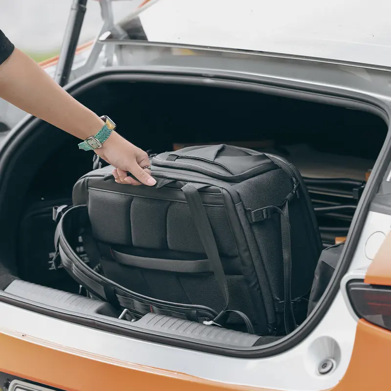 Ulanzi BP10 Traker  B012GBB1  hardshell fotós hátizsák 35L Ulanzi BP10 Traker  B012GBB1  hardshell fotós hátizsák 35L