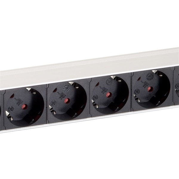 Equip   333293   8 Schuko  Rack 1U Hálózati Elosztó Fekete 