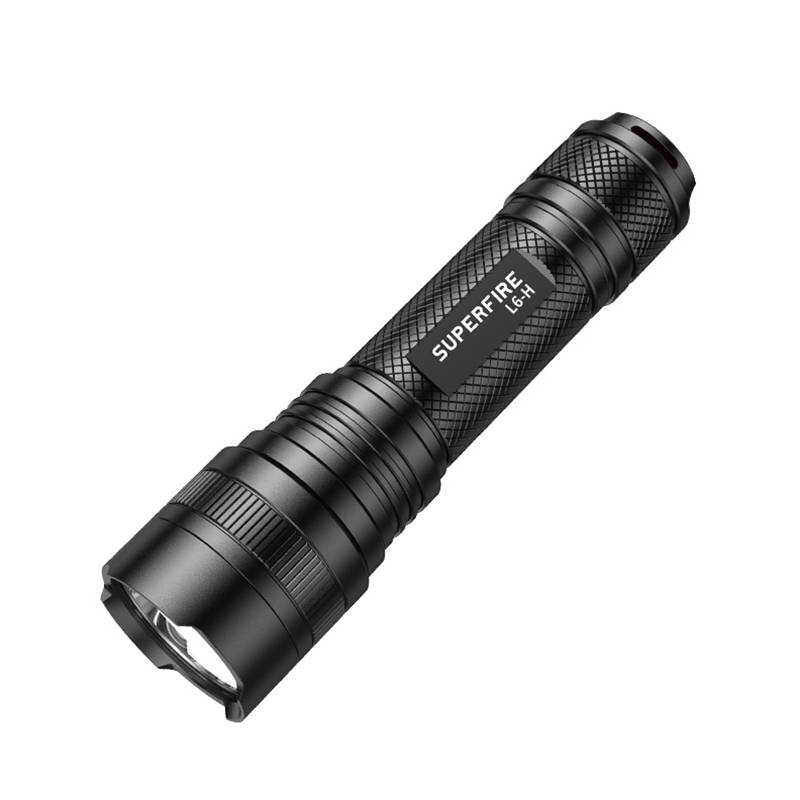 Superfire L6-H zseblámpa, 750lm, USB-C Superfire L6-H zseblámpa, 750lm, USB-C