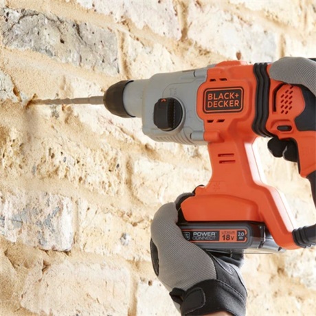 Black and Decker BCD900B-XJ AKKUS FÚRÓKALAPÁCS
