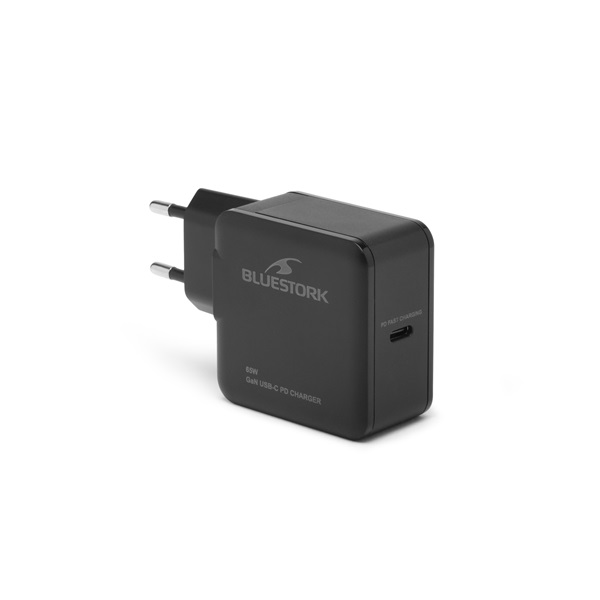 Bluestork PW-BS-65-GAN-C USB-C 65W 1,8m kábel gyorstöltés Hálózati töltő Fekete Bluestork PW-BS-65-GAN-C USB-C 65W 1,8m kábel gyorstöltés Hálózati töltő Fekete