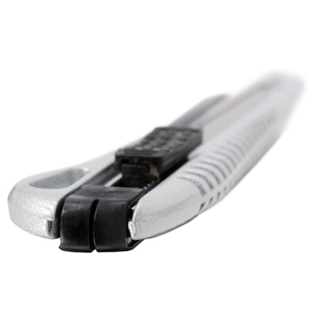 Handy 10813 UNIVERZÁLIS KÉS -FÉM- 9MM