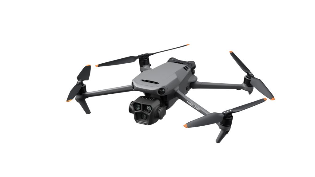 DJI Mavic 3 Pro drón DJI RC vezérlővel DJI Mavic 3 Pro drón DJI RC vezérlővel