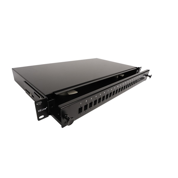 KE-Line RAB-FO-X47-SL Kihúzható patch panel, 1U, 24xSC, LC duplex, E2000 toldó számára KE-Line RAB-FO-X47-SL Kihúzható patch panel, 1U, 24xSC, LC duplex, E2000 toldó számára