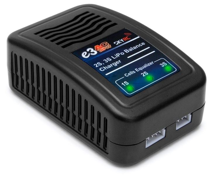 SkyRC E3 LiPo akkumulátor töltő (SK-100081-6) SkyRC E3 LiPo akkumulátor töltő (SK-100081-6)