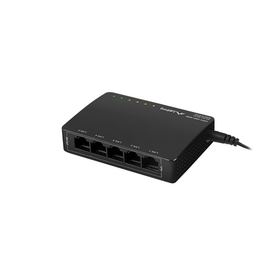Lanberg DSP3-1005-60W 5x 1Gb/s PoE+ (4 port PoE 30W/port max 60W) menedzsment nélküli asztali Switch