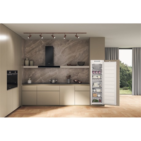 Whirlpool WHSD18F013D1 8 részes Beépíthető fagyasztószekrény