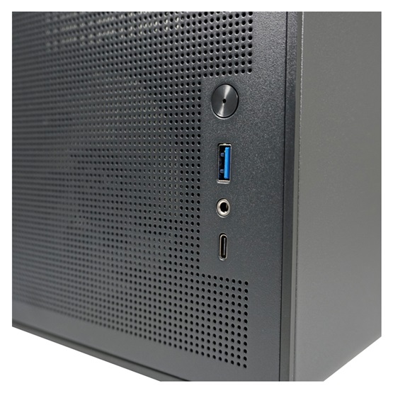   LC Power - LC-716MB-ON AMPLIFIED X  Számítógépház