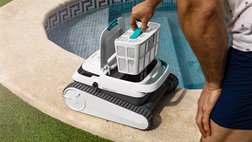 CECOTEC Conga Pooldroid 5000  Medencetisztító robot