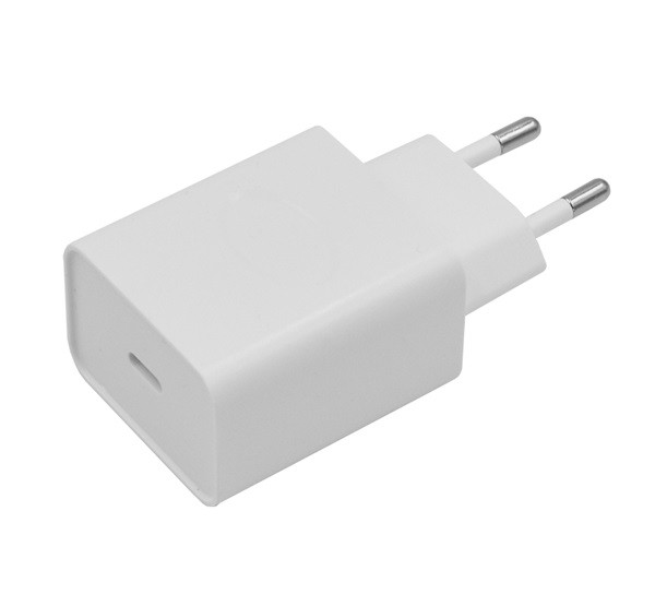 Hálózati töltő Type-C aljzat (20W, gyorstöltés támogatás, MU7V2ZM/A utódja, MHJE3ZM/A kompatibilis) FEHÉR Hálózati töltő Type-C aljzat (20W, gyorstöltés támogatás, MU7V2ZM/A utódja, MHJE3ZM/A kompatibilis) FEHÉR