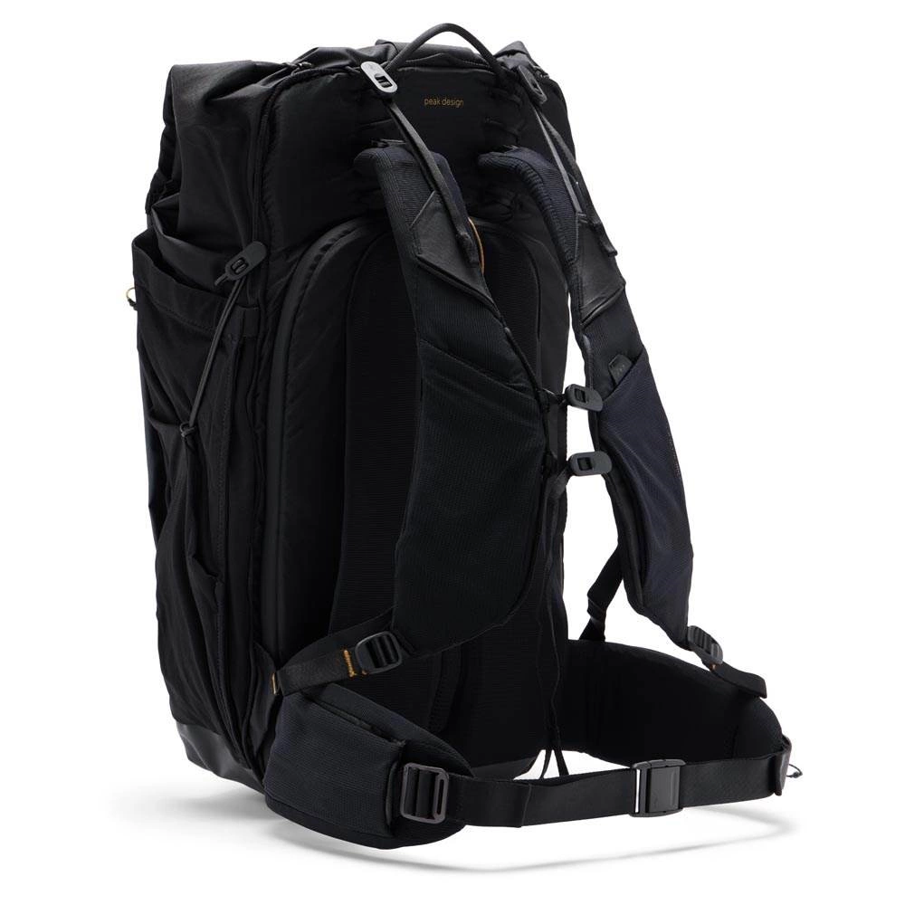 PEAK DESIGN Outdoor Backpack 45L Fekete
