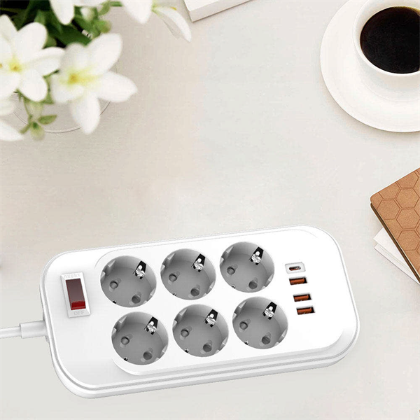 COLORWAY  CW-CHE64PDW  6 tápcsatlakozó/4USB (C típusú PD20W + 3USB QC3.0) (38W) Hálózati elosztó  Fehér 2M