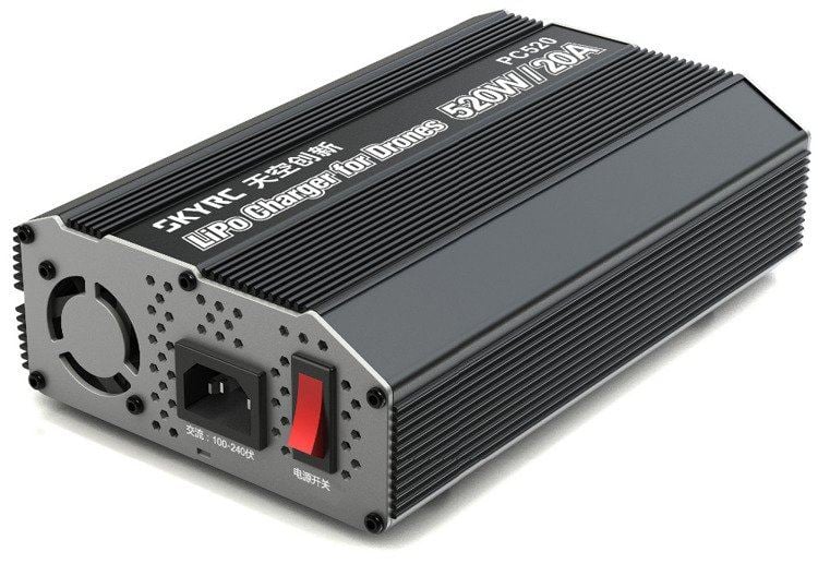 SkyRC PC520 LiPo 6S akkumulátor töltő (SK-100105-08) SkyRC PC520 LiPo 6S akkumulátor töltő (SK-100105-08)
