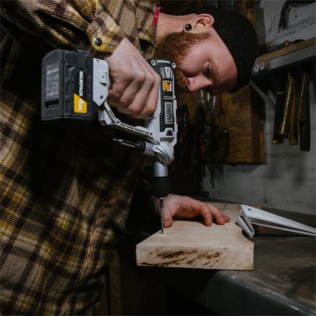 Batavia 7063778 FÚRÓGÉP(AKKUMULÁTOR ÉS TÖLTŐ NÉLKÜL)