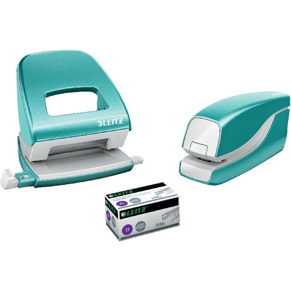 Leitz "Wow" elektromos tűzőgép jégkék (55661051) Leitz "Wow" elektromos tűzőgép jégkék (55661051)